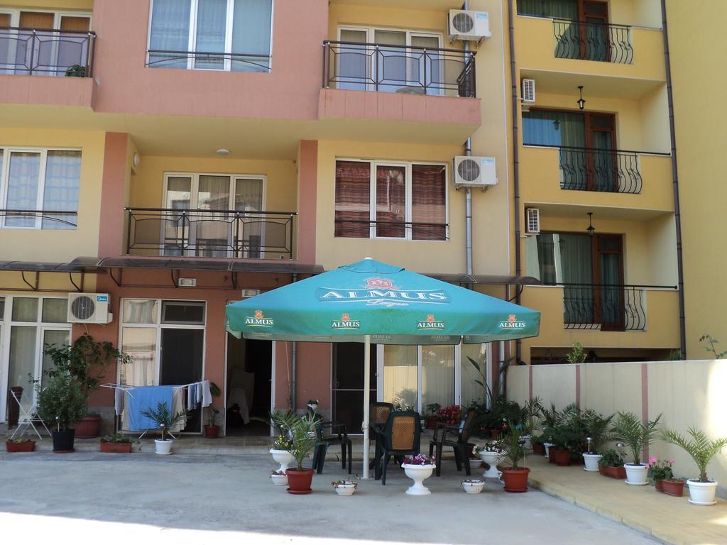 Meni Apartments And Guest Rooms Sozopol Eksteriør billede