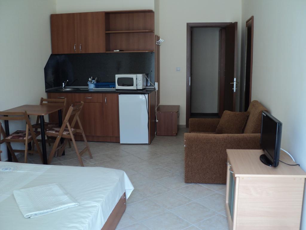 Meni Apartments And Guest Rooms Sozopol Eksteriør billede