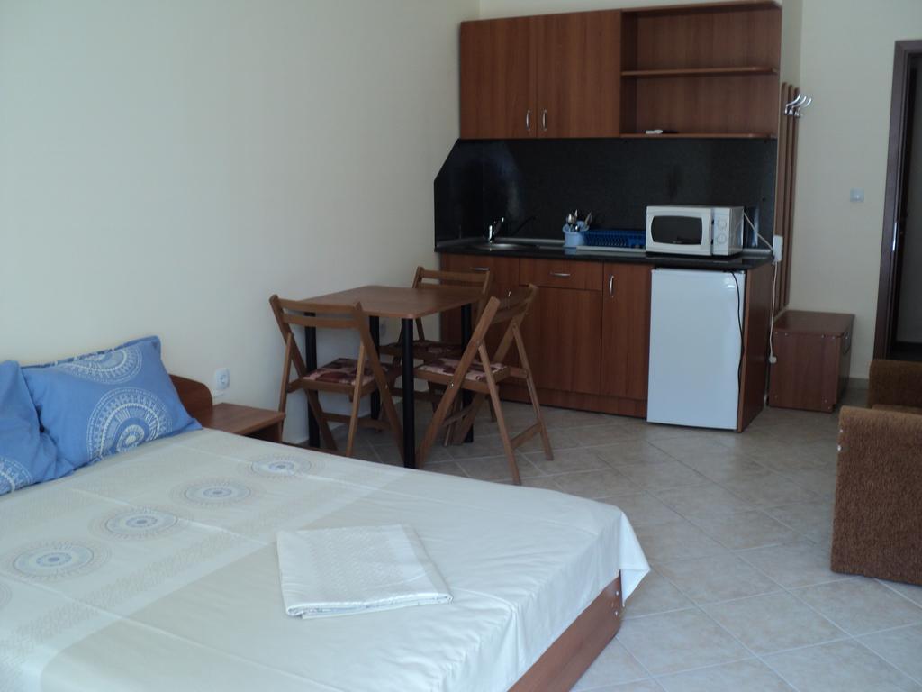 Meni Apartments And Guest Rooms Sozopol Eksteriør billede