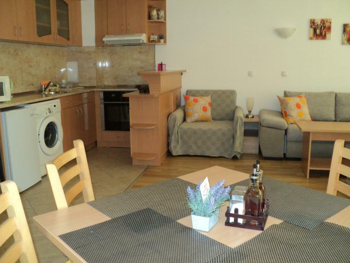Meni Apartments And Guest Rooms Sozopol Eksteriør billede