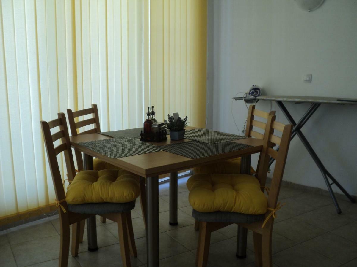 Meni Apartments And Guest Rooms Sozopol Eksteriør billede